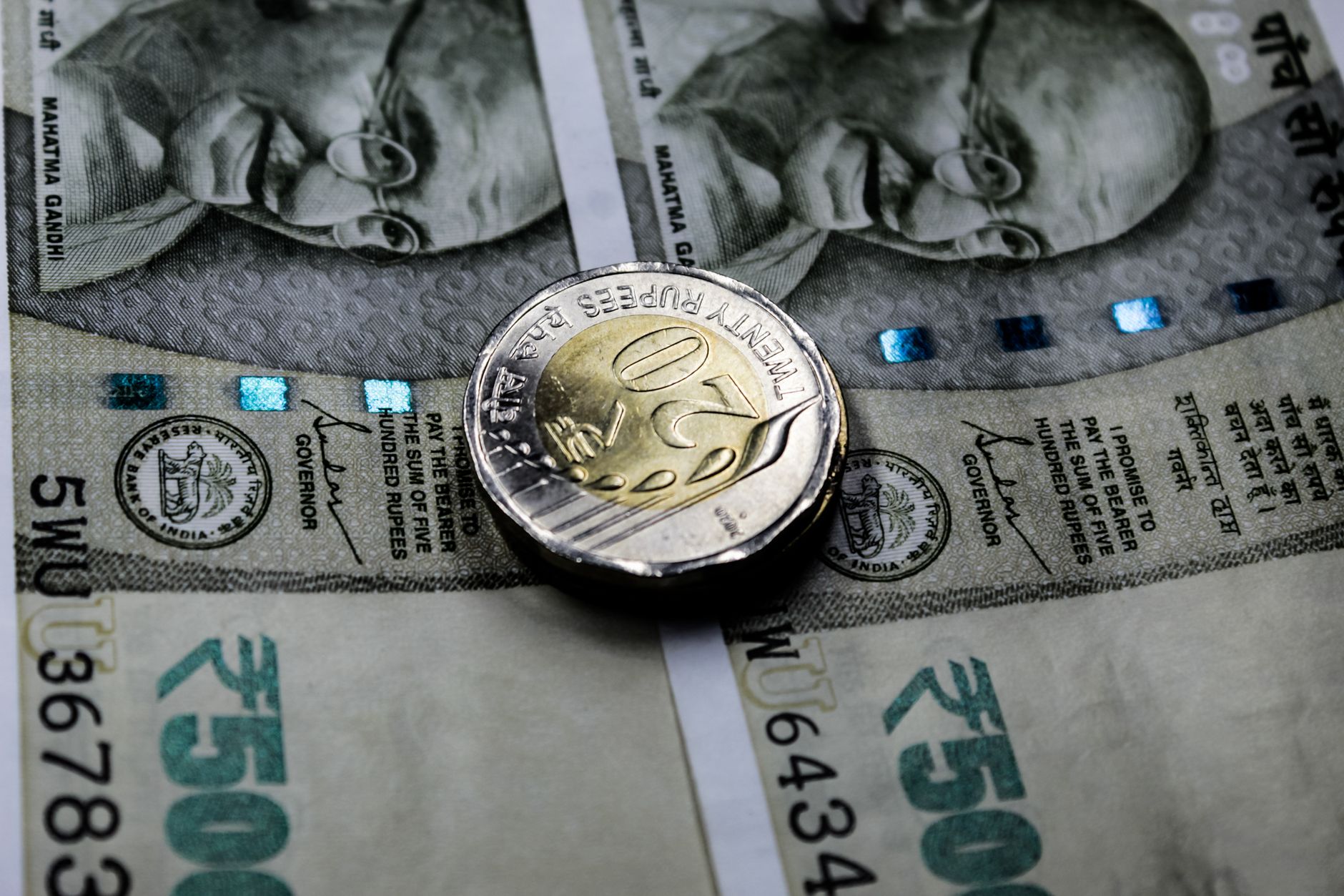 India rupee performance