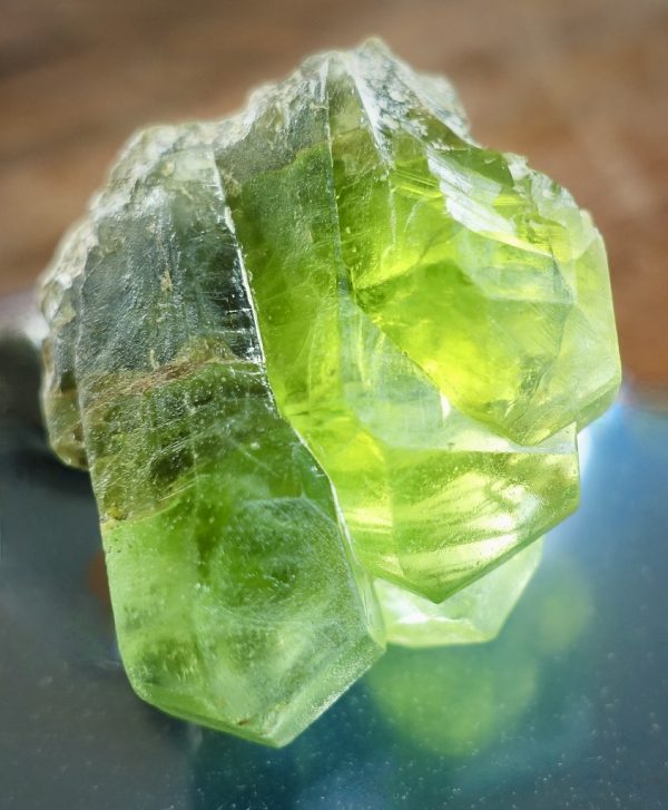 Mineral from Inside Planets: A Clear Lesson on How You Push Matters